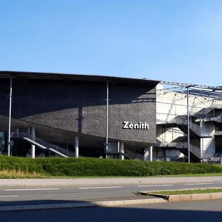 Centre - Functional דירה ליל