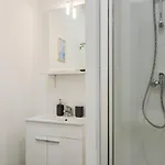 Centre - Functional *