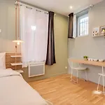 Centre - Functional Апартаменты