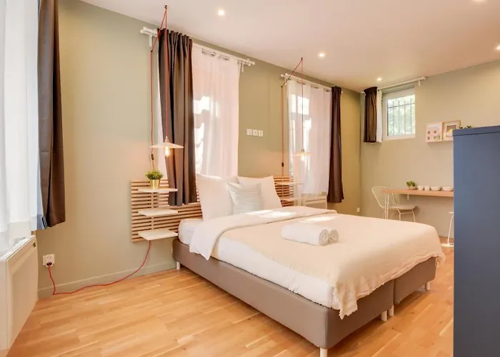 Centre - Functional דירה ליל